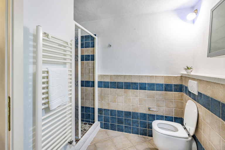 Bathroom 2, Beppe's House in Garfagnana, Lucca