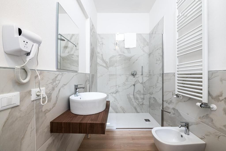 Bathroom 3, Signoria Palace Luxury, Florence