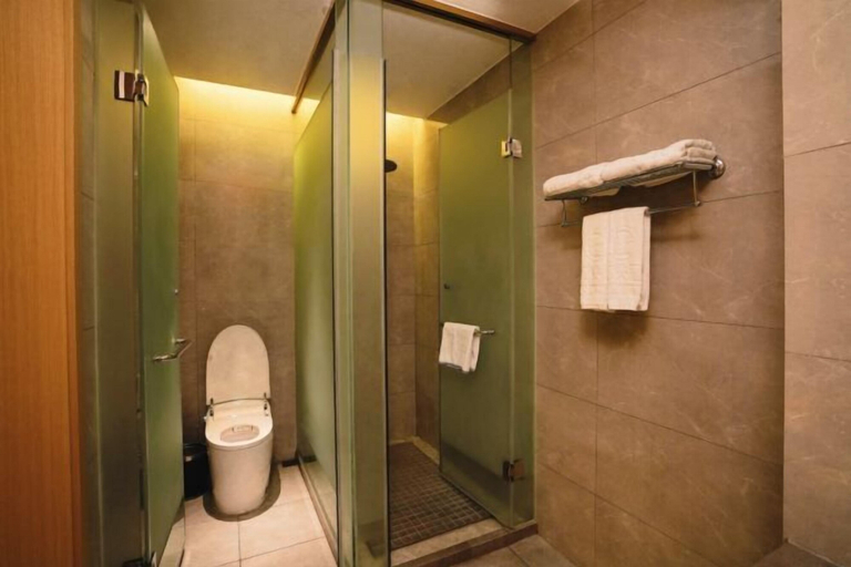 Bathroom 3, Quanzhou Binhai Hotel, Quanzhou