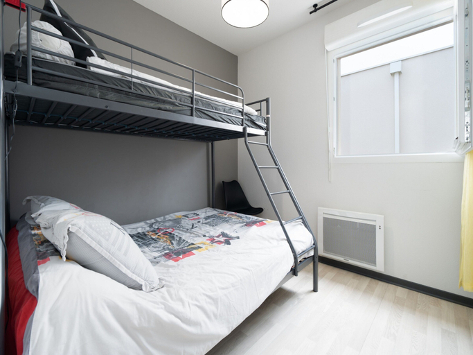 Room 4, Spacious Villa Near Valras Beach, Hérault