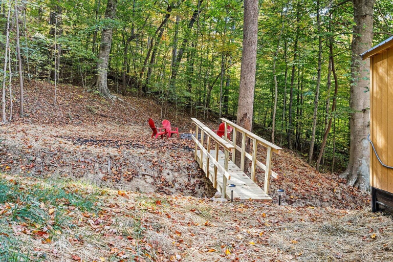 Interior 5, Throw'n Shade at the Red - Near Rrg, KY!, Powell