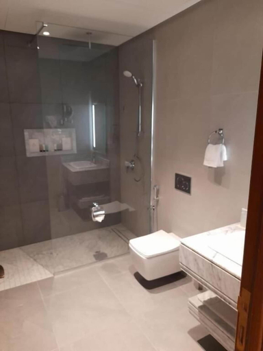 Bathroom 3, Bellevue Park Taif Hotel, Taif