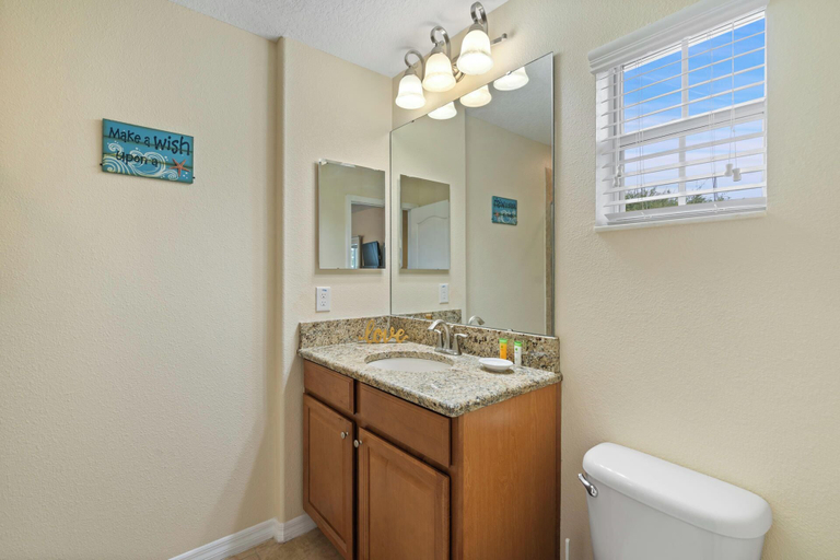 Interior 4, Bch3071, Osceola