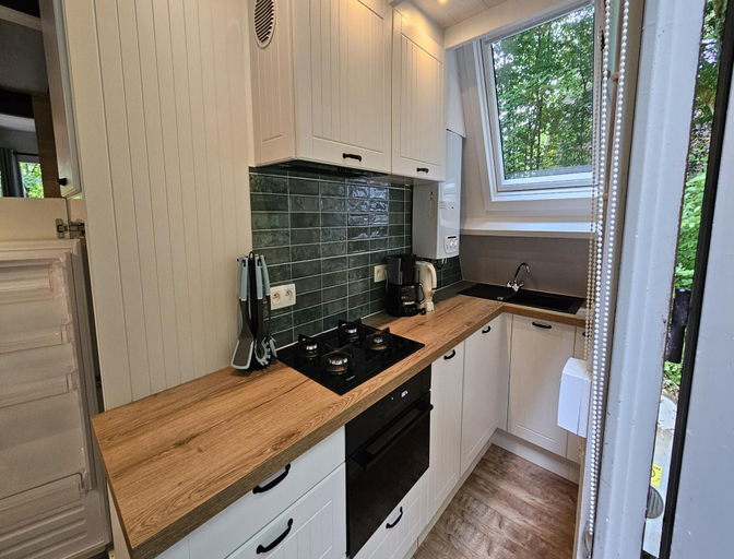 Private kitchen 3, Peaceful Forest Chalet Near Durbuy, Luxembourg