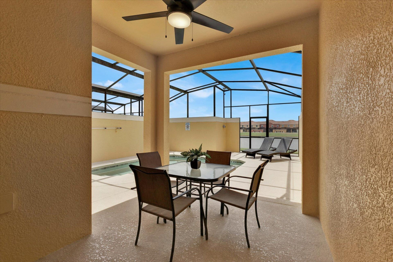 Interior 2, Cap8859, Osceola