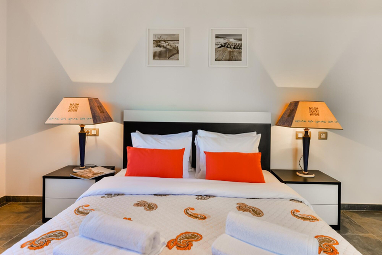 Others 5, Falesia Beach A in Albufeira, Albufeira