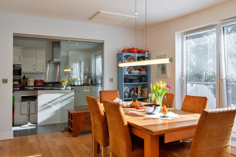 Dining 4, Coach House by Holcombe Beach & Coastal Path, Devon
