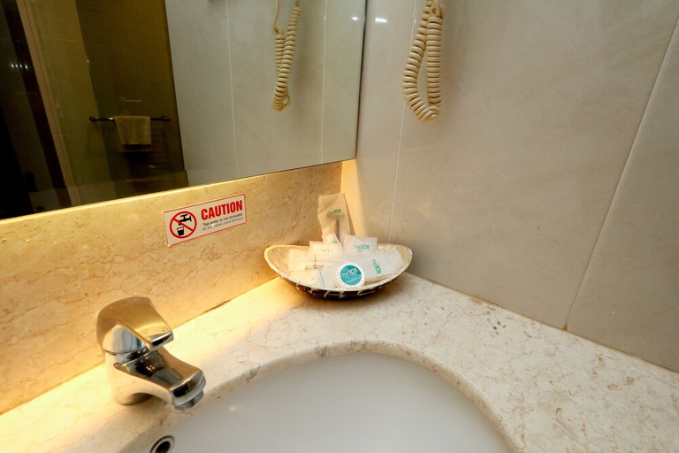 bathroom 5