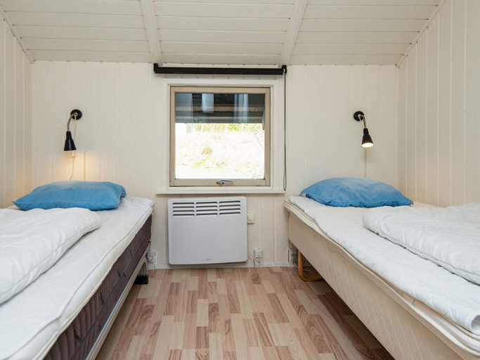 Bedroom 2, 6 Person Holiday Home in Ebeltoft, Syddjurs