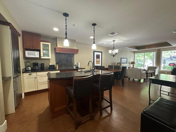 Private kitchen 4, Solara 2BR Retreat Pool- Hot Tub -113, Division No. 15