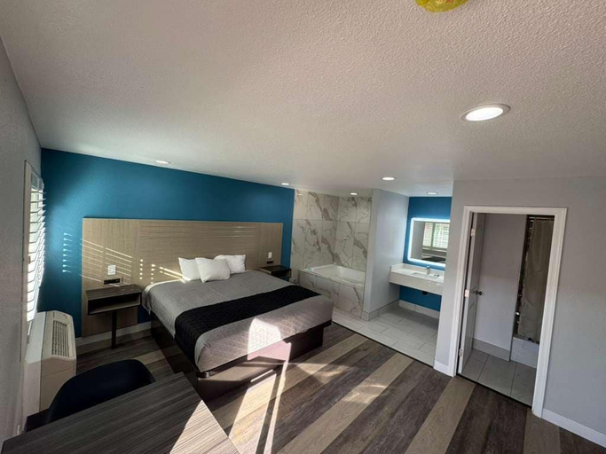 Bedroom 2, Palm Motel - Rosemead, Los Angeles