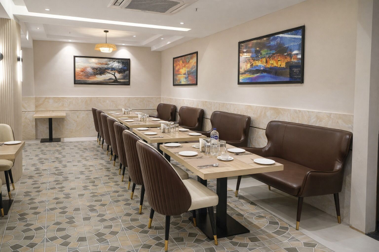 Restaurant 5, Cozzet Royale, Kanpur Nagar