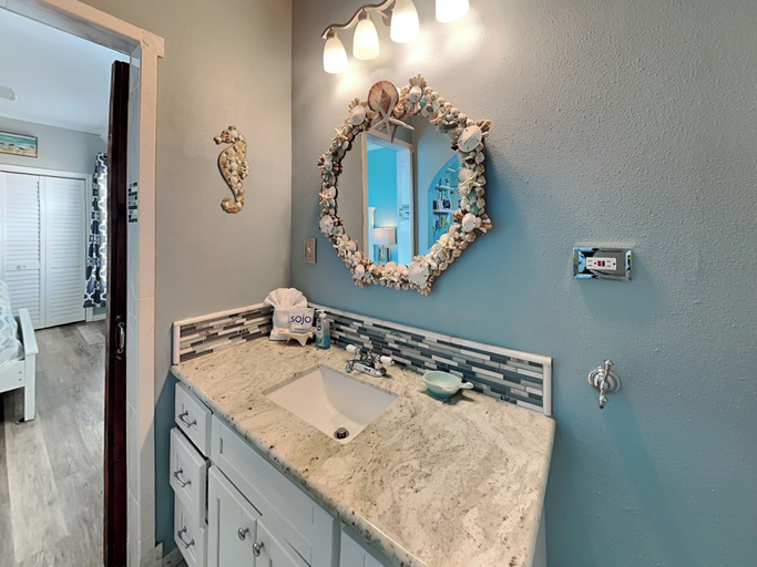 Bathroom 4, Turtle Nest by Ryson Vacation Rentals, Galveston