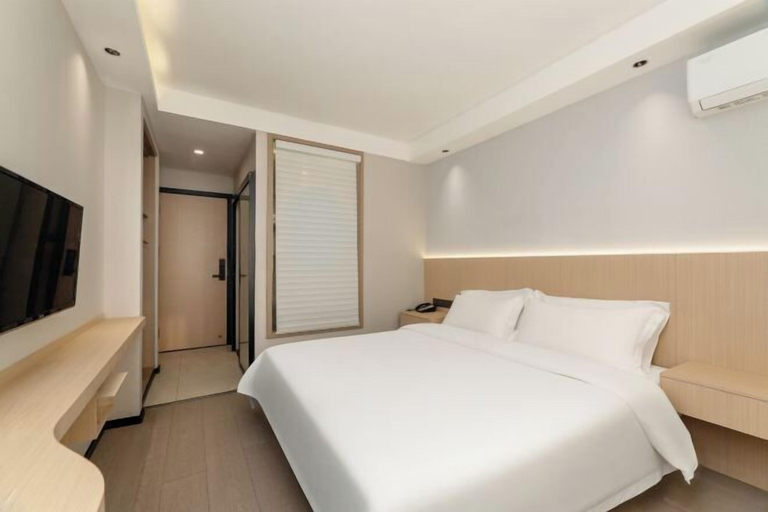 Bedroom 3, Xi Ge Hotel, Chengdu