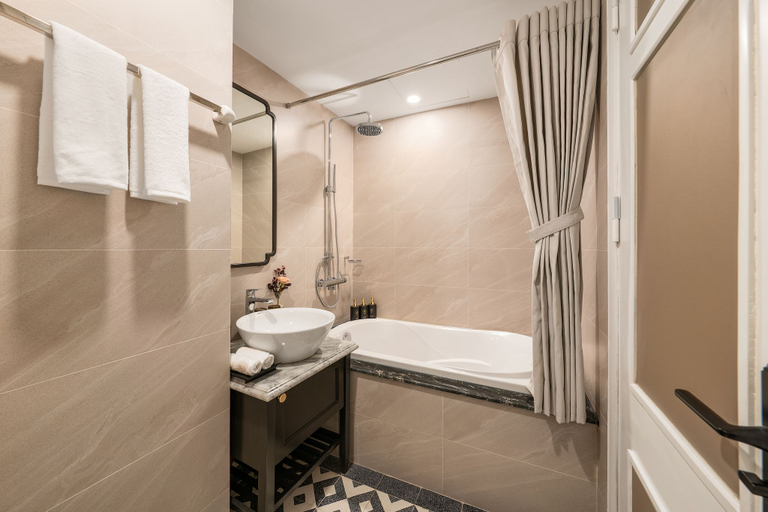 Bathroom 2, The Haron Hanoi Boutique Hotel, Hoàn Kiếm