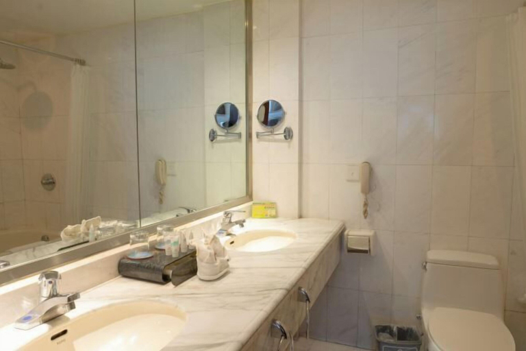 Bathroom 3, Changxin International Hotel, Lanzhou