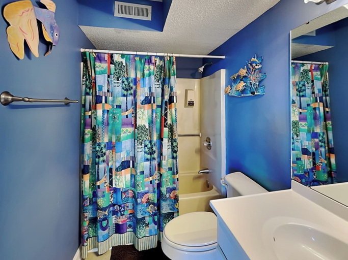 Bathroom 4, St. Regis by Carolina Retreats, Onslow
