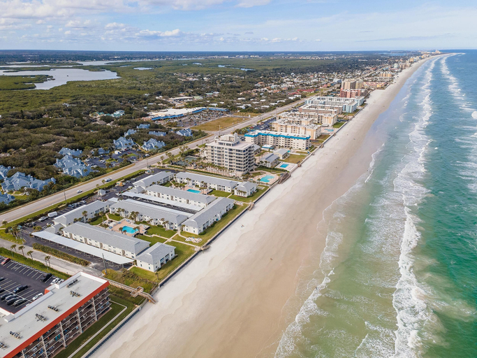 Others 4, Colony Beach Club 132, Volusia