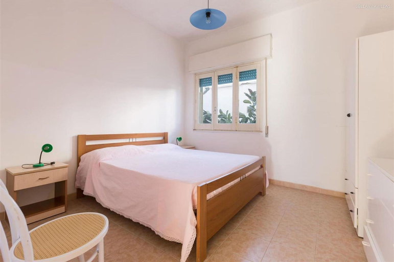 Room 2, 1379 Villa Tab in Porto Cesareo, Lecce