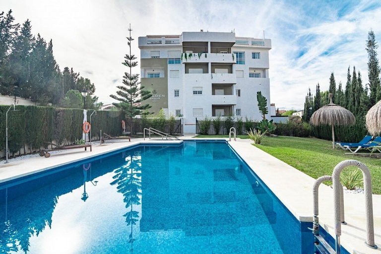 Sport & Beauty 5, GO- Golden Banus by Roomservices, Málaga