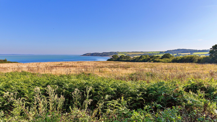 Exterior 5, Holiday Home by UK Coast With Sea Views, Isle of Wight