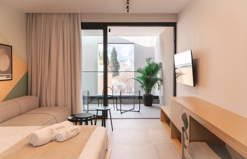 Room 2, Aweso Limassol