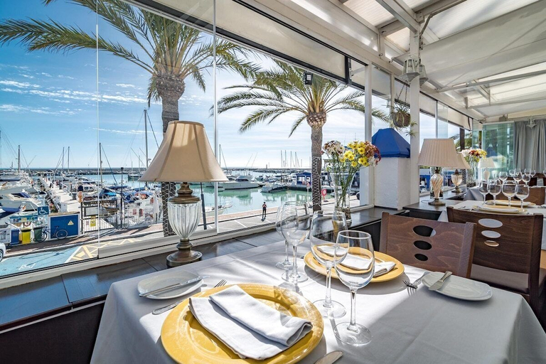 Food & Drinks, CP - Modern Beachside Apartment in Estepona, Málaga