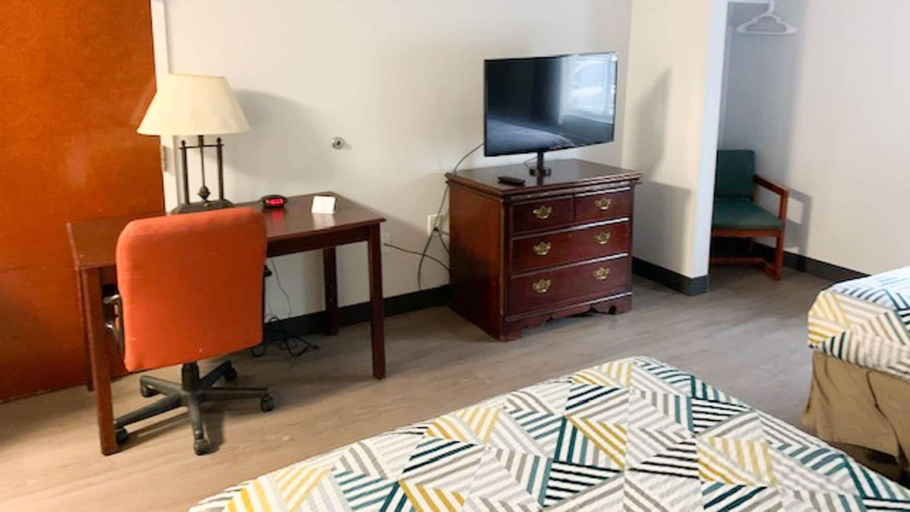Bedroom 2, Studio 6 Duluth, GA - Near Gas South District, Gwinnett