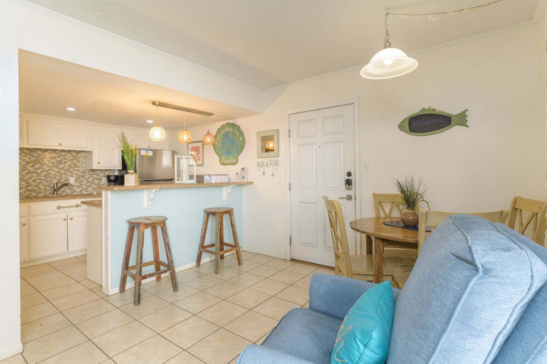 Interior 4, Tiki 112 - Beachfront 1br Condo W/ Pool Access 1 Bedroom Condo, Cameron