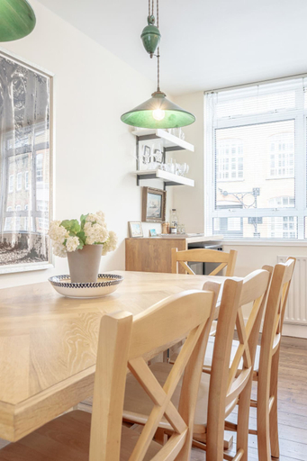 Room 2, Cosy Flat in Chelsea, London