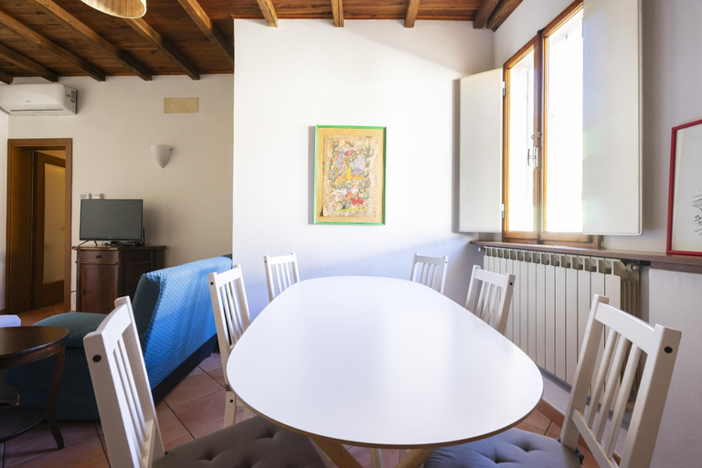 Room 3, Faenza 91 Apartament, Florence