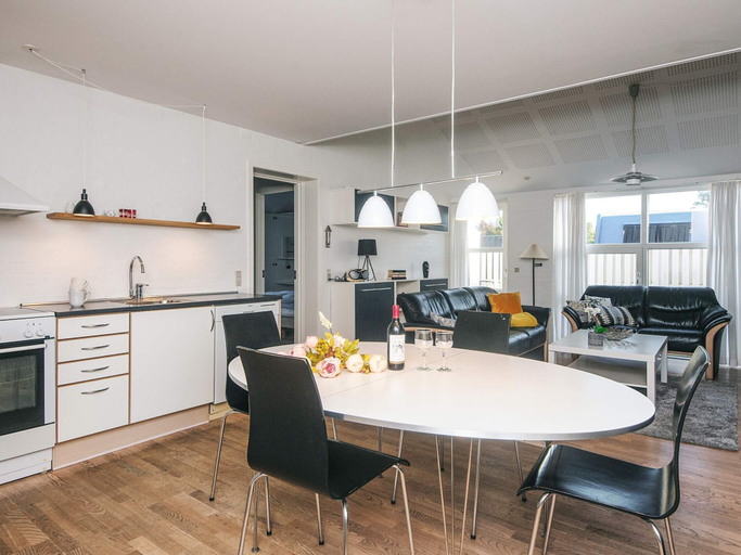 Others 5, 4 Person Holiday Home in Blavand, Varde