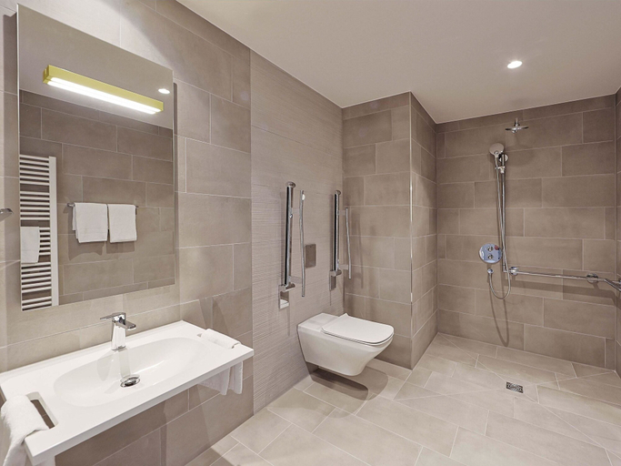 Bathroom 5, B&B Hotel Berlin Airport-Nord, Berlin