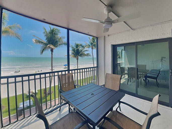 Front of property 3, Seaside 2 by Distinctive Beach Rentals, Lee