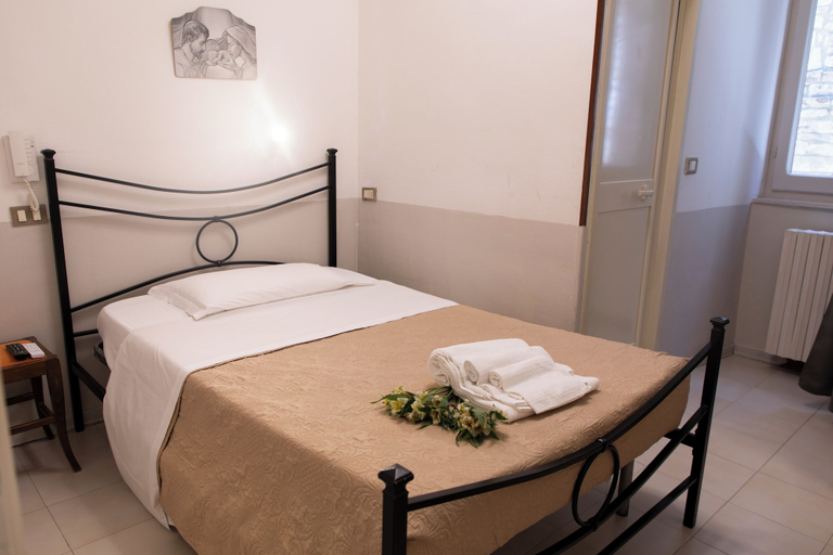 Bedroom 2, Hotel il vicoletto, Perugia