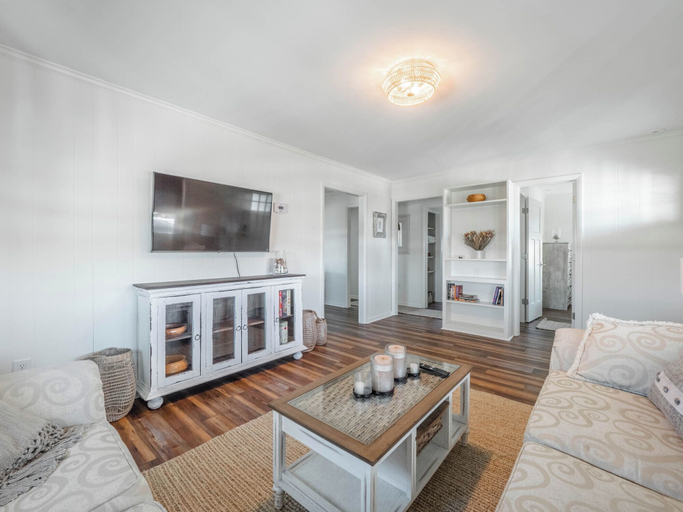 Bedroom 2, Little Bird by Topsail Realty, Pender