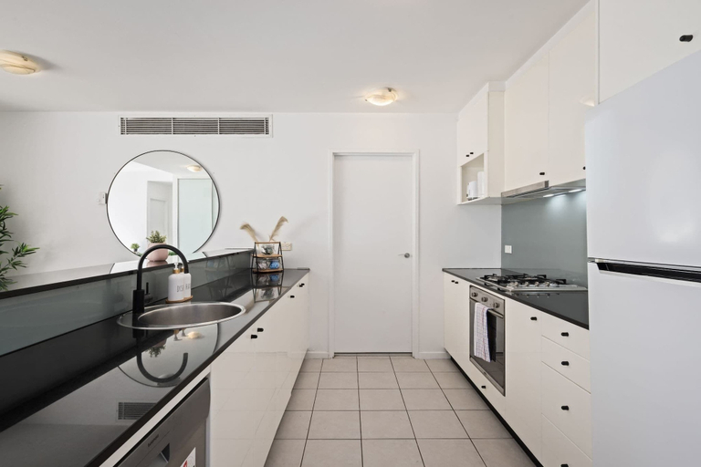 Interior 3, Stylish 2BR Apt Overlooking Darling Harbour, Sydney