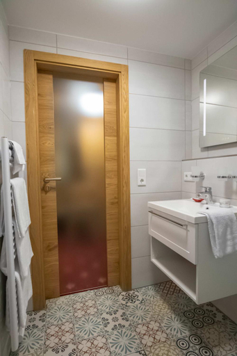 Bathroom 2, Doppelzimmer 1, Weißenburg-Gunzenhausen
