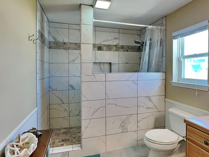 Bathroom 3, Gulf Coast Getaway by Miss Kitty’s, Aransas