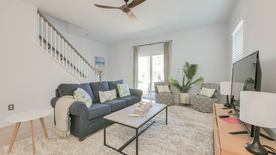Interior 5, 26 N Washington Ave, Atlantic