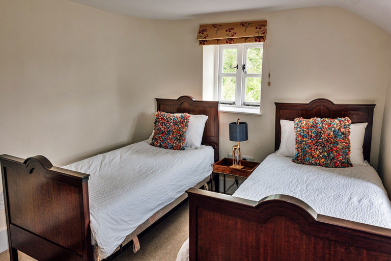 Room 4, Stone Cottage Near Scafell Pike, No Deposit, Monmouthshire