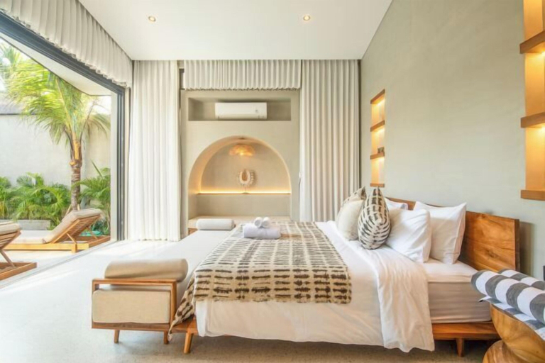 Room 3, Villa Serai 5br to the beach, Badung