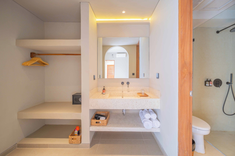 Bathroom 2, JamS Bali, Badung