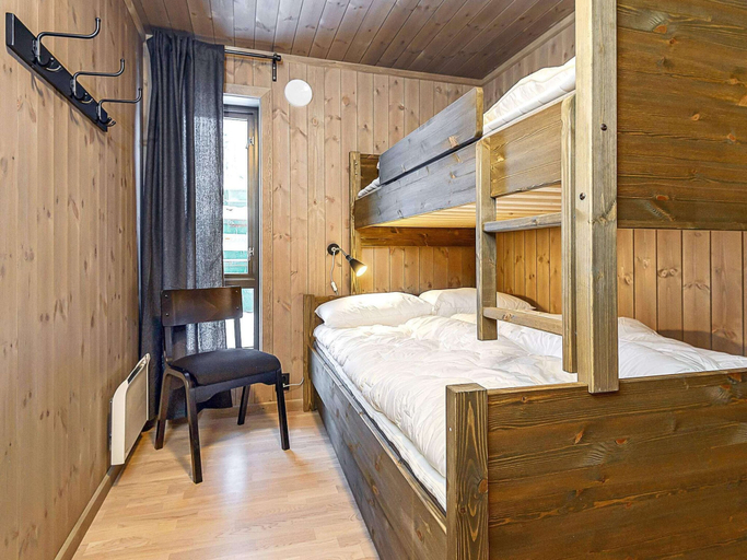 Bedroom 3, 4 Star Holiday Home in Favang, Ringebu