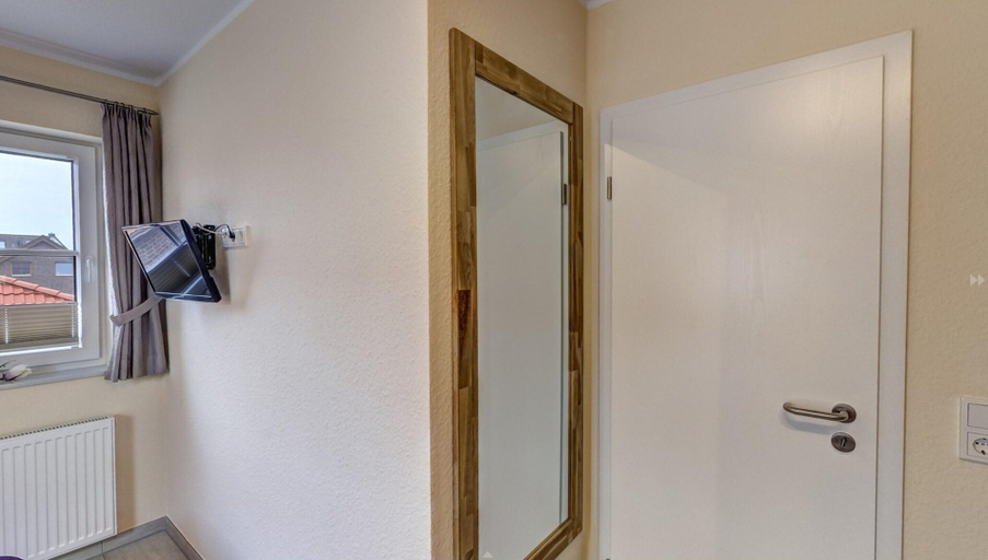 Room 2, Doppelhaushalfte in Burhave, Wesermarsch