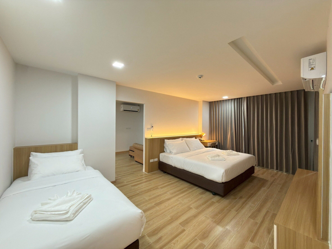 Room 2, Armass Residence, Prawet