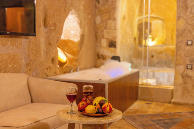 Jetted tub 4, Cappadocia Home, Ürgüp