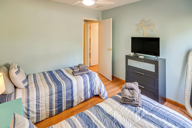 Others 4, < 1 Mi to Beach: Condo w/ Community Perks in Hhi!, Beaufort