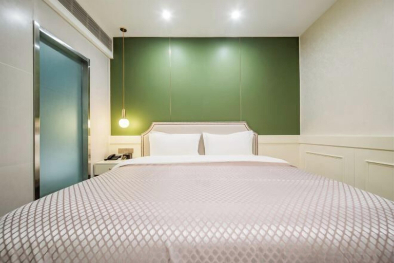 Bedroom 3, Xi'an Sende Hotel (Chang'an University Wenyi Road Metro Station Branch),, Xi'an