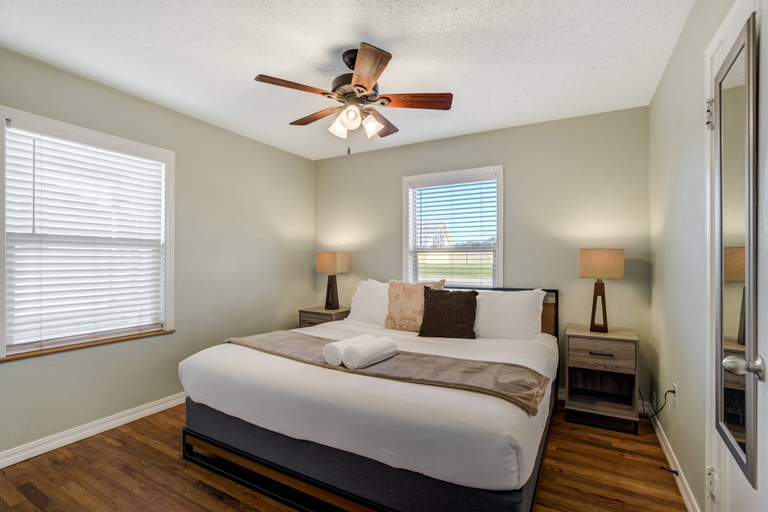 Interior 4, Charming Pet Friendly 2BR Retreat, El Paso